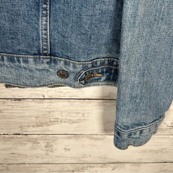 Lucky Brand Denim Cotton Stretch Jean Jacket Trucker Tomboy Pockets S - Picture 6 of 7